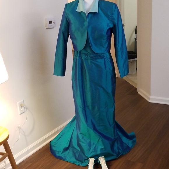 MARISA BARATELLI SHARKSKIN GREENISH BLUE GOWN